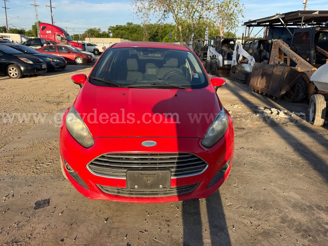 2015 Ford Fiesta SE Sedan