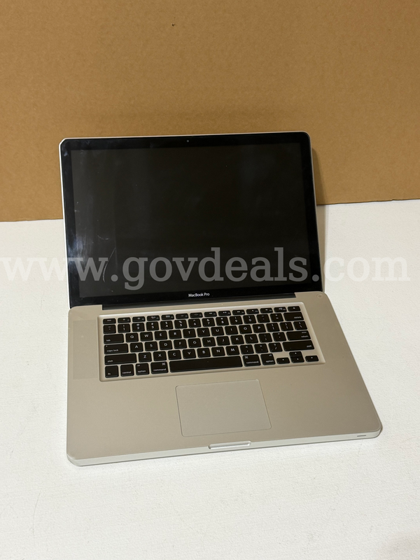 (36) Apple MacBook Pro & MacBook Air