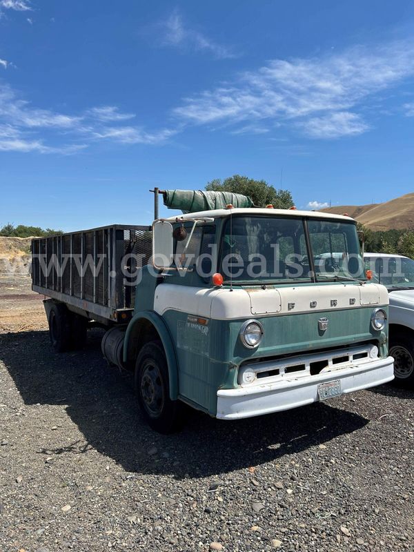 Ford Garbage Truck