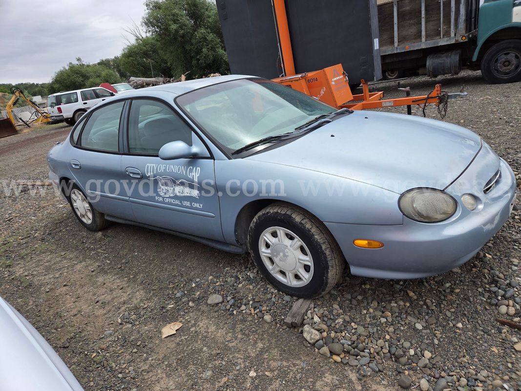 1998 Ford Taurus