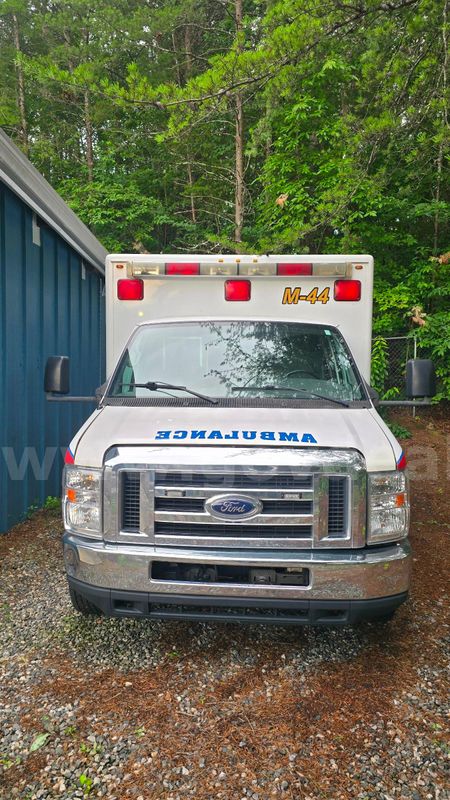 2002 Ford Econoline