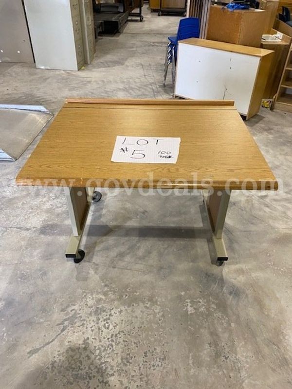 These are 3' x3' Computer Desk