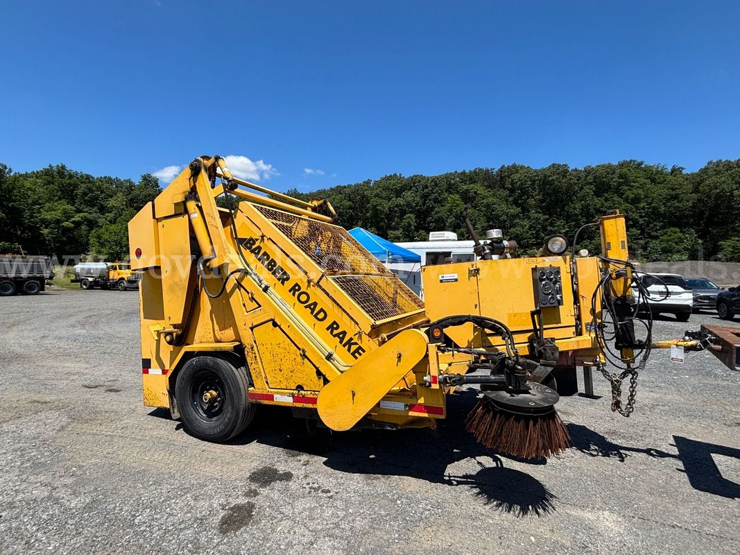 2002 Barber Road Rake LP 200
