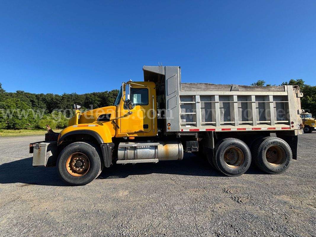2005 Mack CV713 Granite Tandem Axle Dump Truck