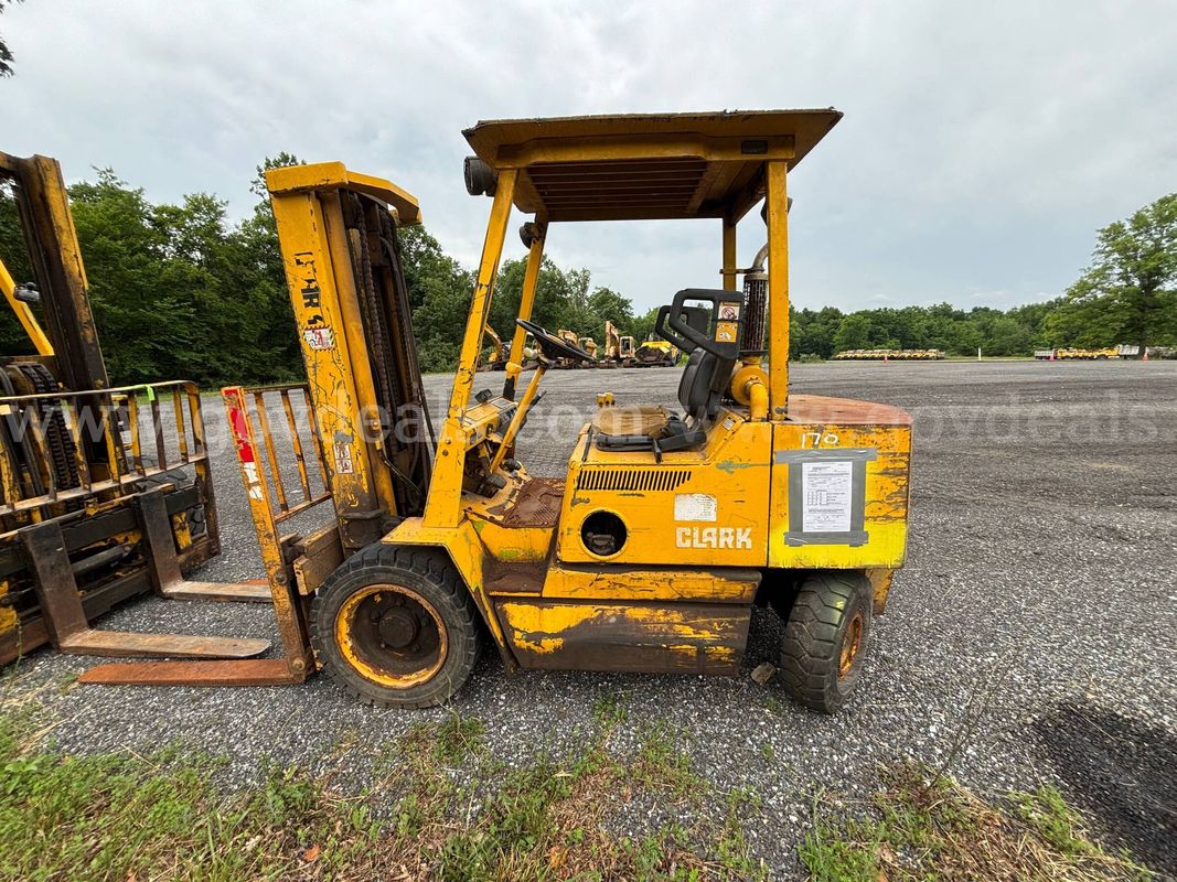 1989 Clark Forklift