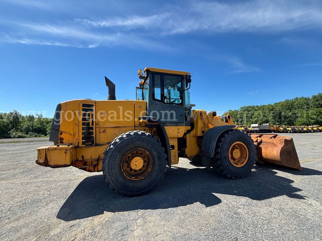 2010 Hyundai HL740‑9 Wheel Loader