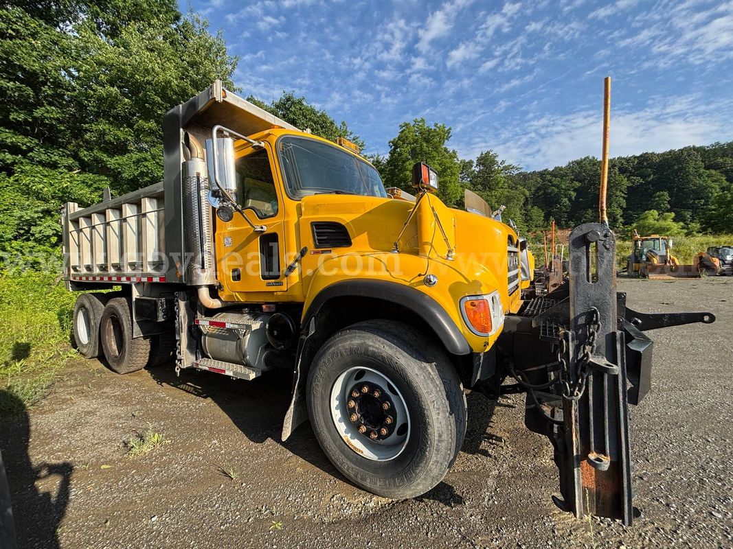 2007 Mack CV713 Granite Tandem Dump Truck