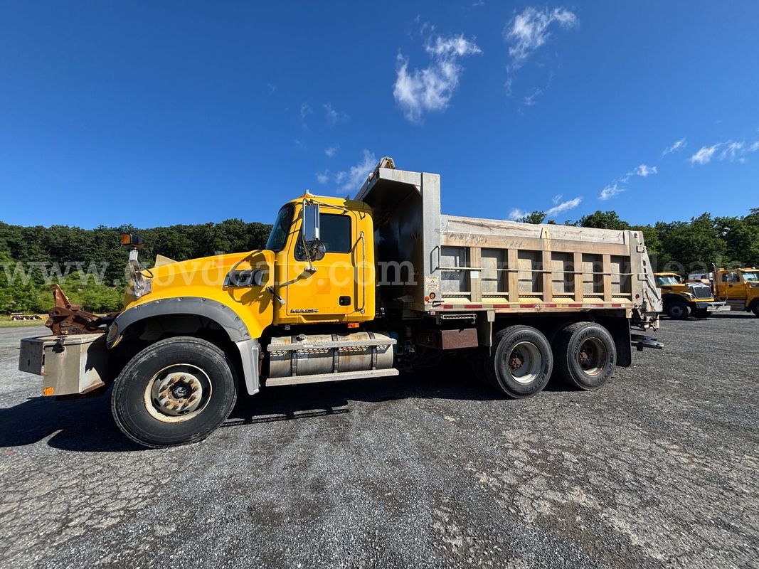2008 Mack GU713 Cab‑Behind‑Engine Tandem Dump Truck w/ Snow Equipment – Runs & Needs Suspension Repair