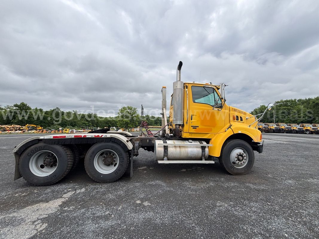 2005 Sterling LT9500 Day Cab Tractor- Runs Daily