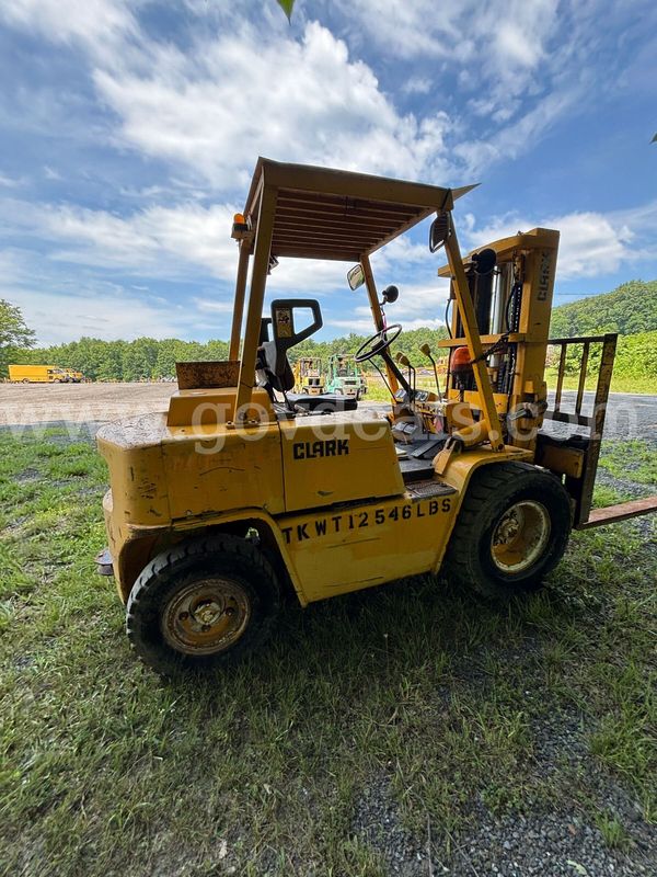 1985 Clark C500 Forklift