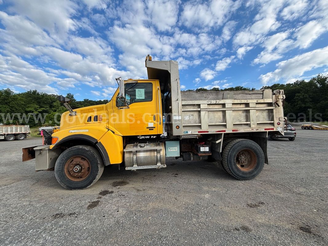 2007 Sterling L8500 Dump Truck – Runs