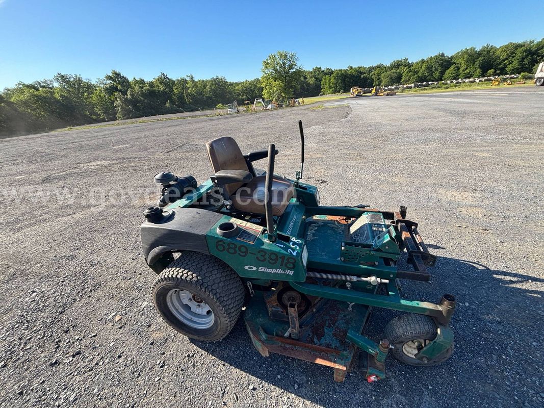 2002 Simplicity ZT‑2561 Zero‑Turn Lawn Mower