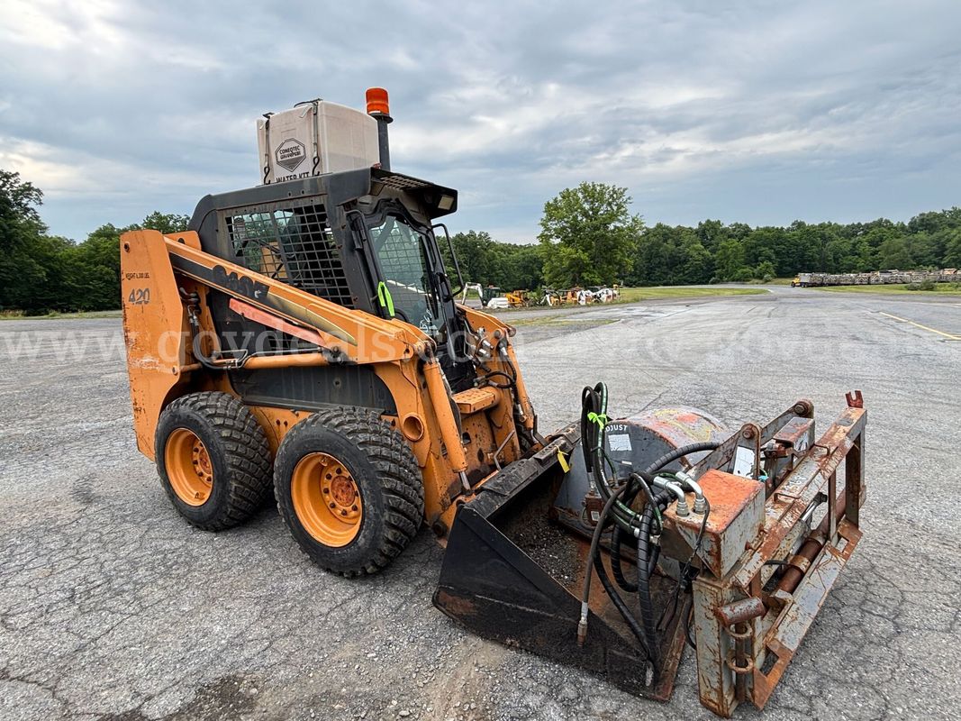 2005 Case Skid Steer – Runs / Hydraulic Issue- With Attachment