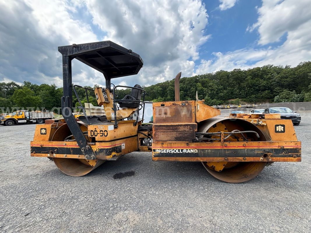 1996 Ingersoll‑Rand DD‑90 Roller