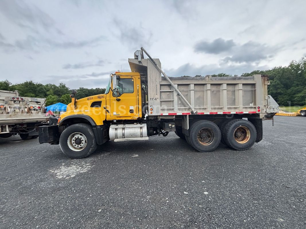 2005 Mack CV713 Granite Tandem Dump Truck With Spreader