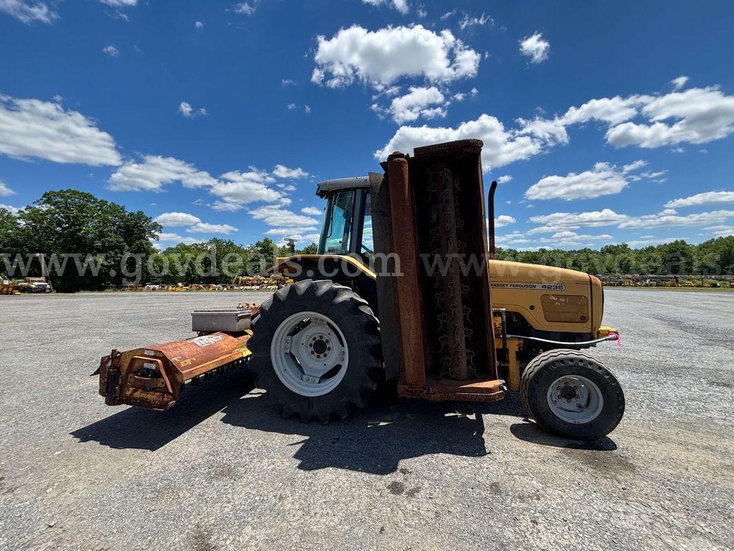 2004 Massey Ferguson MF4243 Tractor w/ Boom Mower Attachment – Runs / Steering Issue