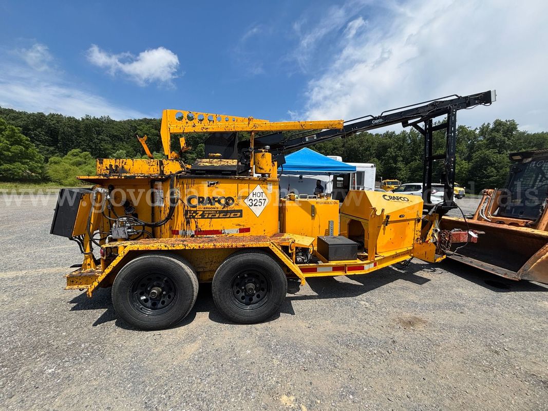2017 Crafco EZ-1000 Trailer