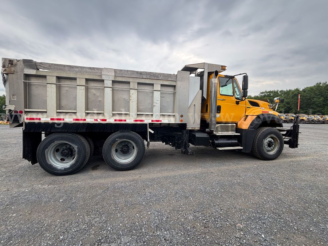2011 International WorkStar 7600 SFA Dump Truck w/ Plow & Spreader – Runs / DPF Issue