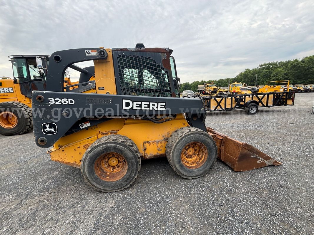 2012 John Deere 326D – Skid Steer Loader