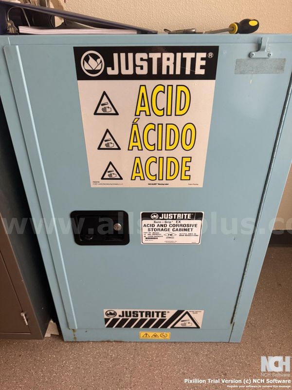 Justrite Sure-Grip EX Acid & Corrosive Storage Cabinet 12 Gallon / 45 Liter