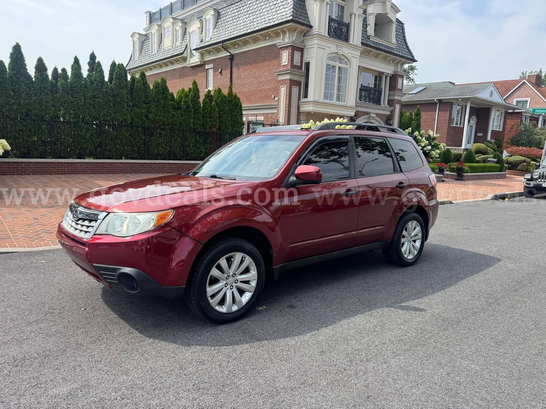 2012 Subaru Forester 2.5X Premium ORIGINAL 109K MILEAGE