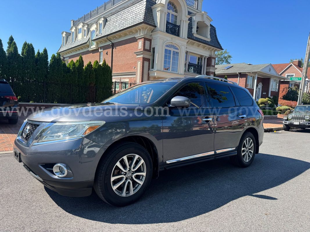 2014 Nissan Pathfinder SL 4WD