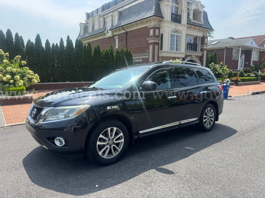 2015 Nissan Pathfinder SL 4WD