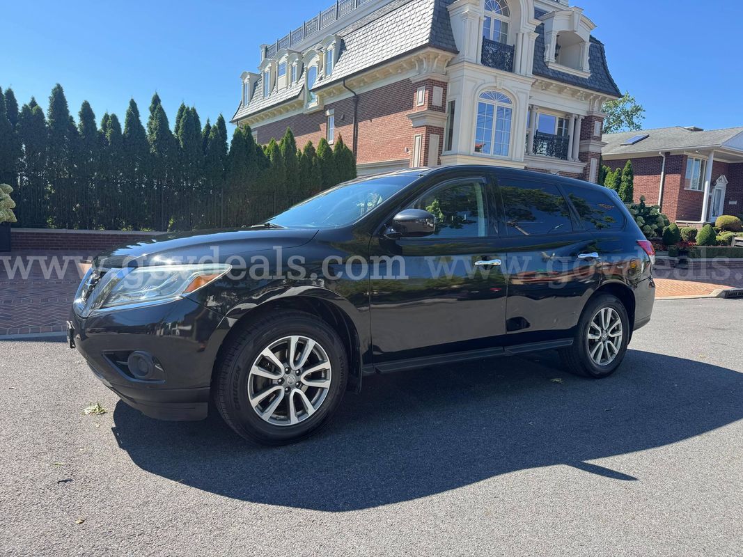 2015 Nissan Pathfinder S 4WD