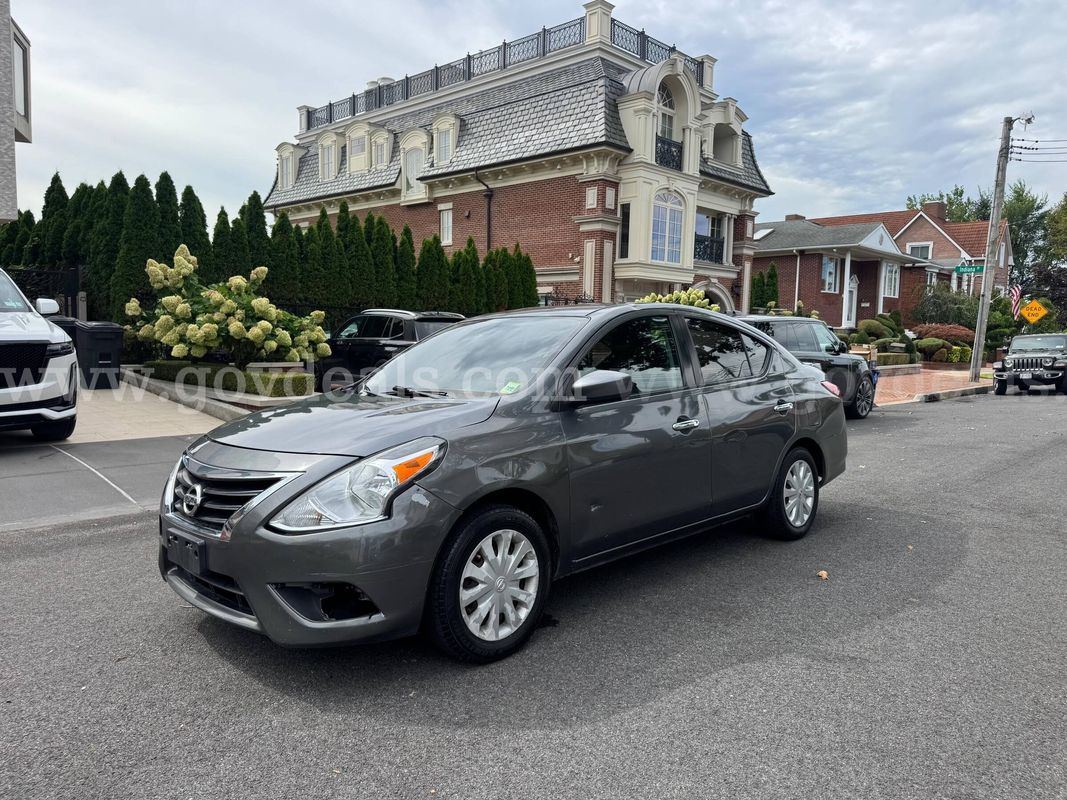 2019 Nissan Versa 1.6 SV Sedan original 92k mileage