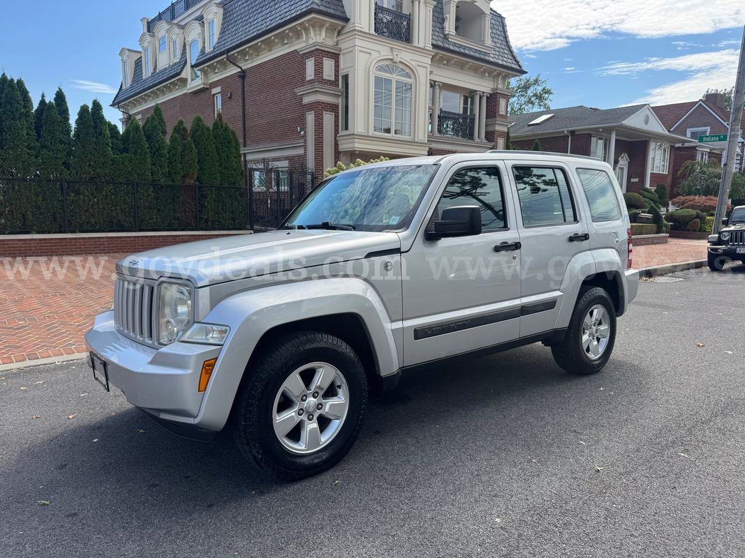 2011 Jeep Liberty Sport 4WD original 99k mileage