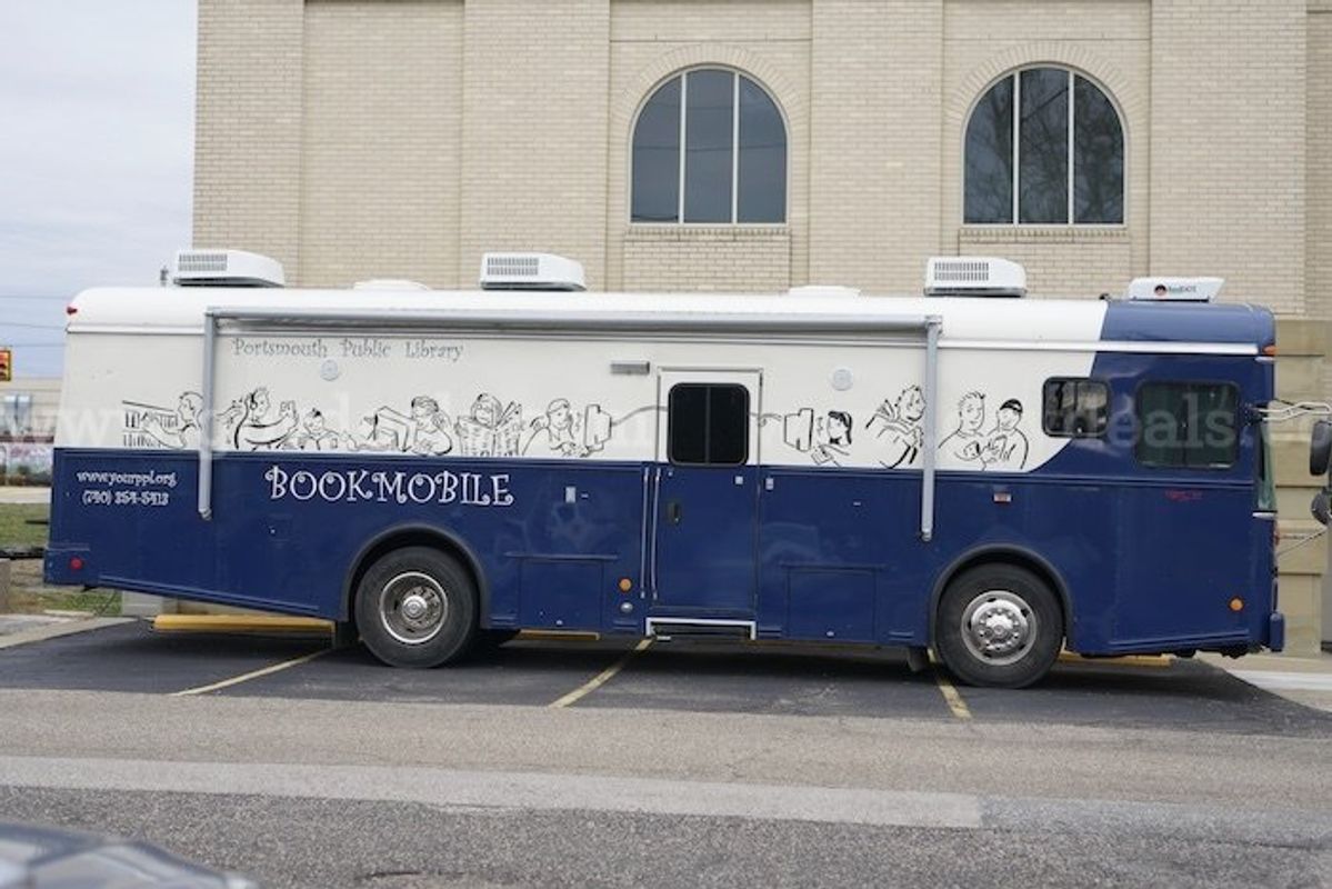 2008 Bluebird Bookmobile w/ Kohler 10K Generator SEE VIDEO!!!