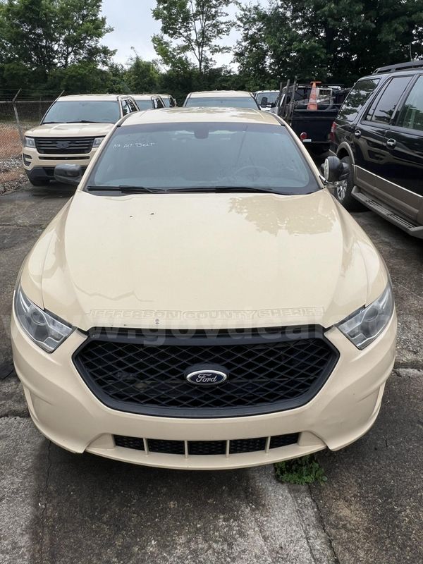 2015 Ford Taurus