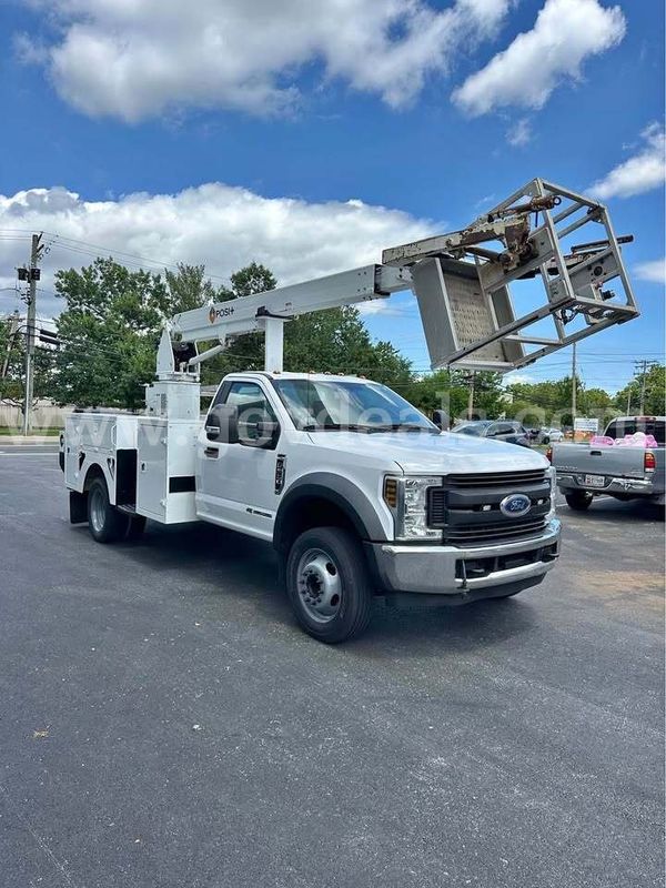 2019 Ford F-550 Cable Placer Bucket Truck