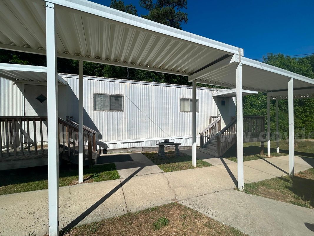 24'x36'L double wide mobile classroom