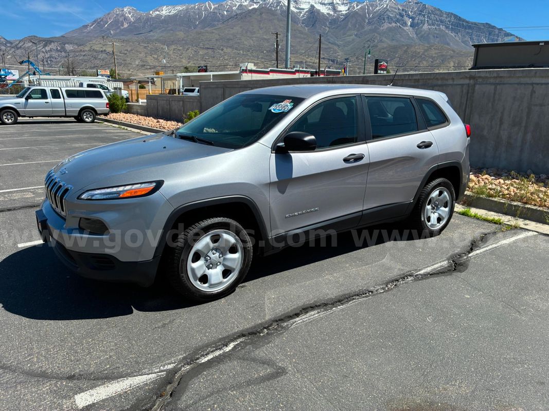 2017 Jeep Cherokee Runs And Drives - Shipping Available
