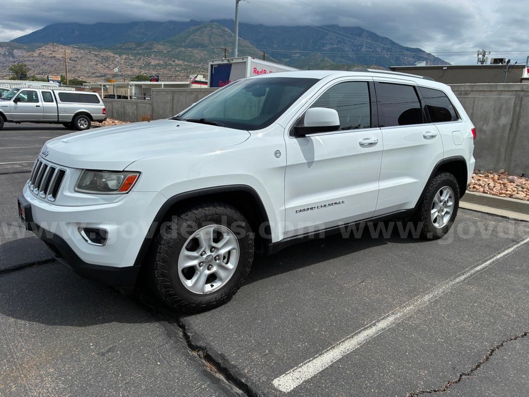2014 JEEP GRAND CHEROKEE RUNS AND DRIVES - SHIPPING AVAILABLE