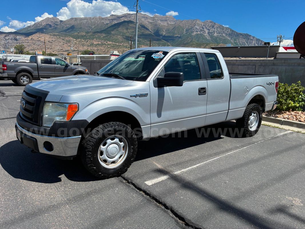 2012 FORD F-150 XL EXTENDED CAB RUNS AND DRIVES - SHIPPING AVAILABLE