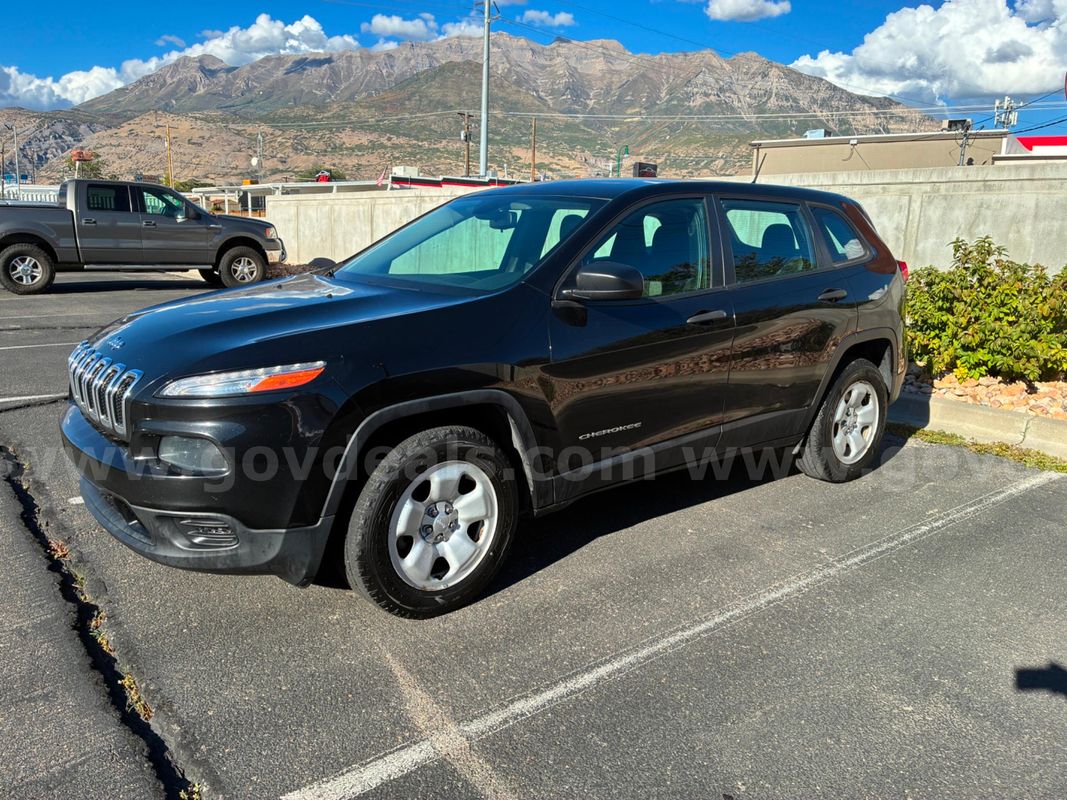 2017 Jeep Cherokee Runs And Drives - Shipping Available
