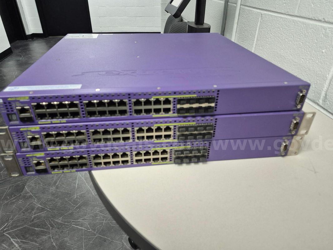 (3) Extreme Summit X460 Switches