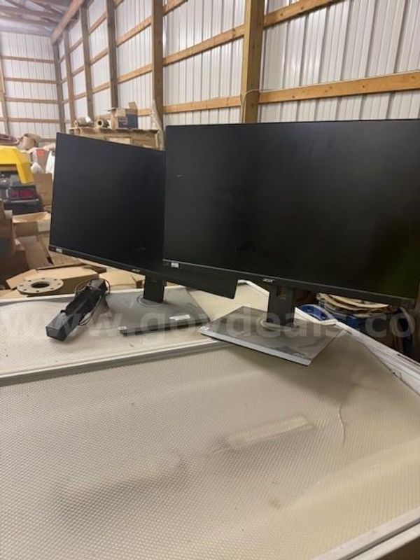 Monitors (2) With Speaker (1)