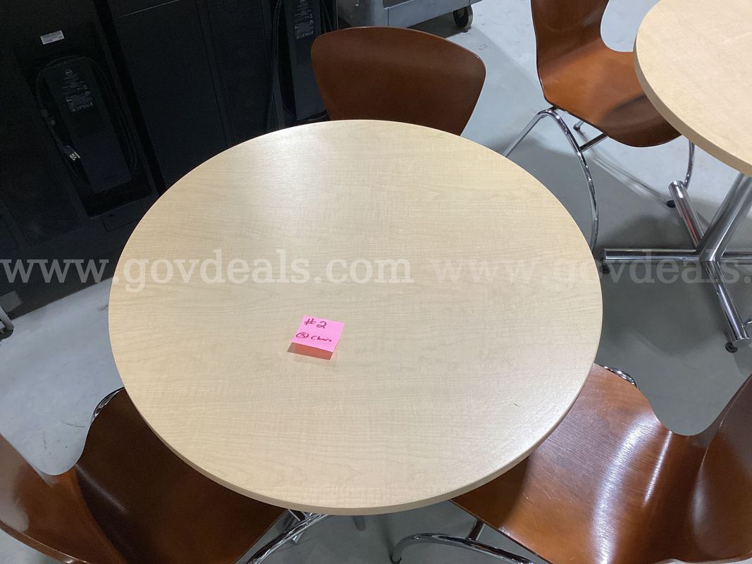 36-Inch Round Dining / Meeting Table Set with 3 Chrome-Leg Chairs (Disassembled)