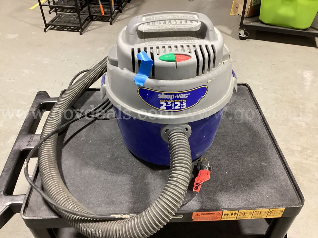 Shop-Vac 2.5 Gallon 2.5 Peak HP Portable Wet/Dry Vacuum (Bare Unit w/ Hose)