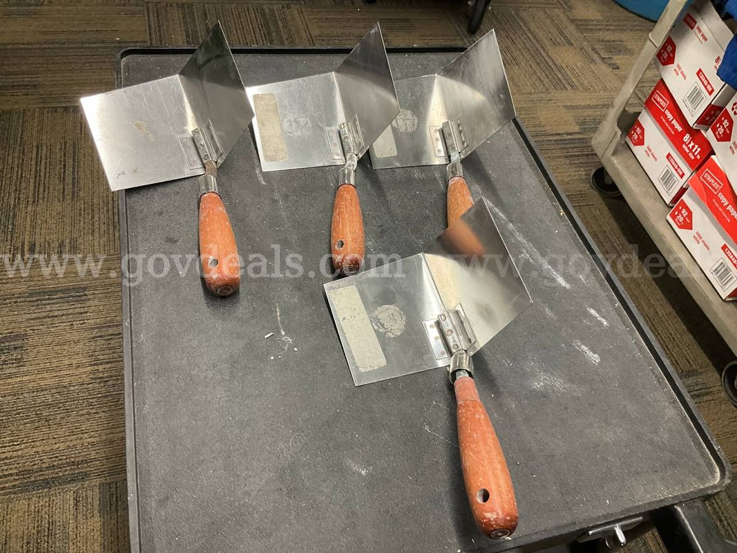 Lot of 4 Stainless Steel Drywall Inside Corner Trowels - Wood Handles