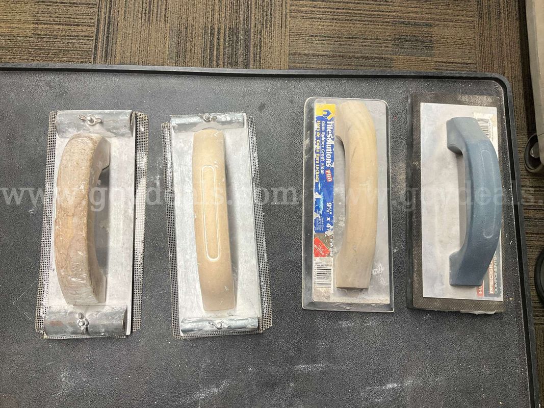 Lot of 4 Masonry & Tiling Tools - Drywall Hand Sanders & Rubber Grout Floats