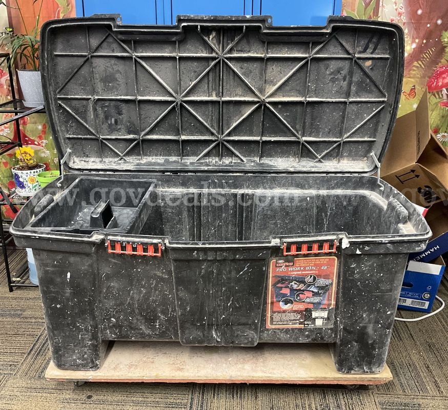 Contico 48" Pro Work Bin - Heavy-Duty Truck / Utility Storage Chest (Lid does not close properly)