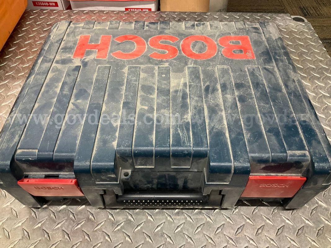 Bosch 11387 Demolition Hammer / Chipping Hammer w/ Case, Bits & Manual