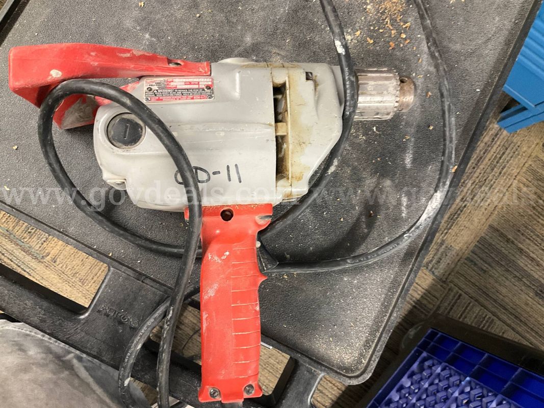 Milwaukee Heavy Duty Hole Shooter Corded Electric Power Drill