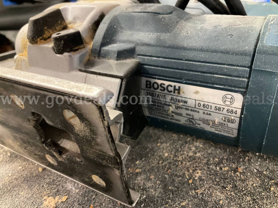Bosch 1587AVS Corded Electric Top Handle Jigsaw (5 Amp) - USA Made