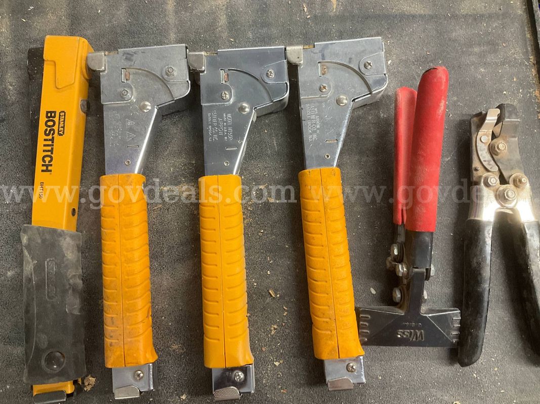 6-Piece Heavy Duty Hand Tool Bundle – Arrow & Bostitch Hammer Tackers, Wiss Seamer & Cutters