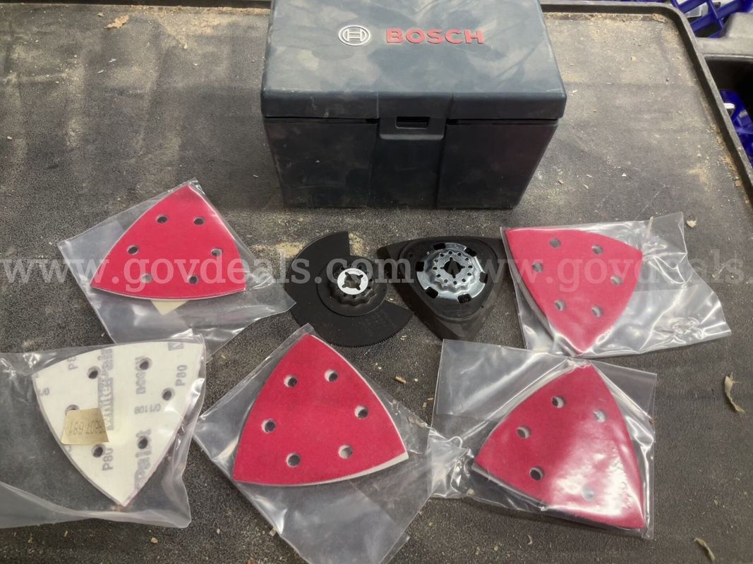 Bosch Oscillating Multi-Tool Accessory Case Set - Sanding Pad, Blade & Sandpaper